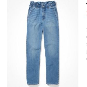 AE Baggy Mom Jean Size 6